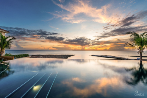 Aqua - Beachfront Residence #5, Seven Mile Beach