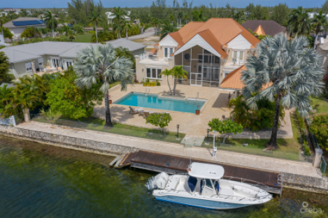 Waterfront Home In Sail Fish Quay - Sunrise Landing