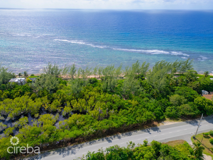 Tranquil Beachfront Acre Parcel- Reef Protected With White Sand