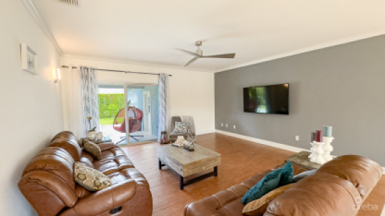 Admirals Landing Family Home With Pool
