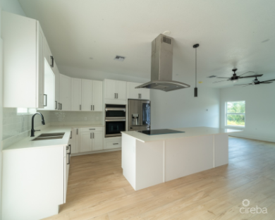3 BED 2.5 BATH HOME SPLENDID VIEW NORTH SIDE