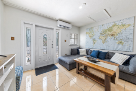 Raleigh Quay, Governors Harbour 1 Bedroom Apartment