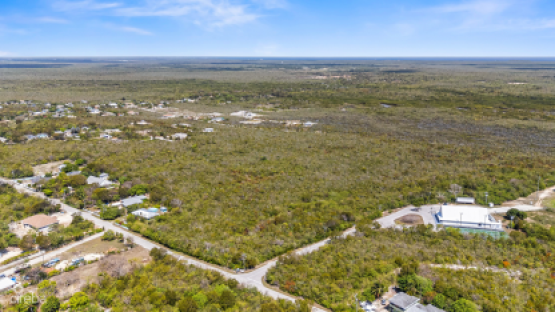 East End Acreage (25+ Acres)