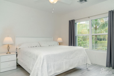 Lakefront - Upgraded 3Beds Coconut Village Home