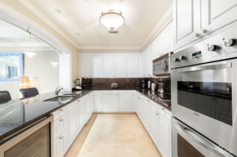 Ritz Carlton Residences 602, Seven Mile Beach