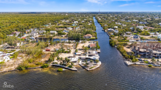 Stunning Seafront Lot – Prime Location With Views Of North Sound And Historic Duck Pond
