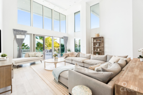 Tides 4-Bed Beachfront Condo With Oversized Terrace