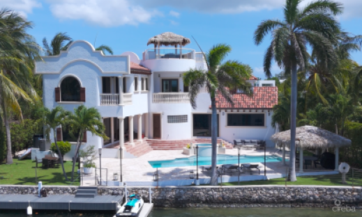 CRYSTAL HAROUR - OCEAN FRONT HOME