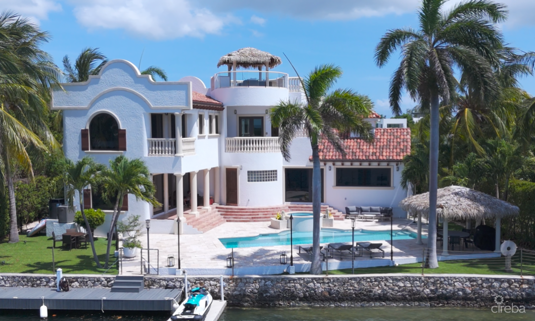 CRYSTAL HAROUR - OCEAN FRONT HOME