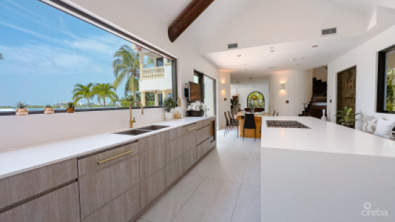 CRYSTAL HAROUR - OCEAN FRONT HOME