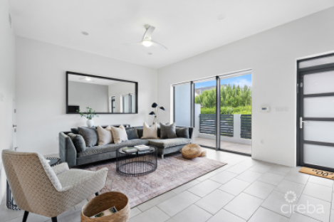 VELA TOWNHOME 15 WITH OCEAN VIEWS