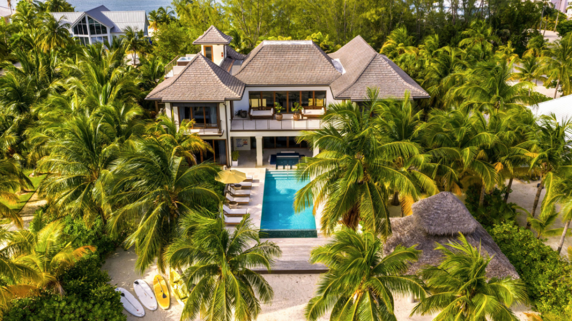 KEMPA KAI INCREDIBLE OCEANFRONT HOME WITH GUEST BUNGALOW