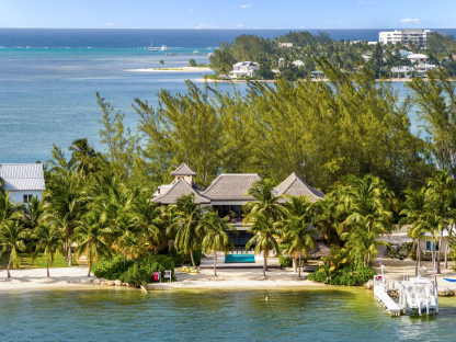 Kempa Kai Incredible Oceanfront Home With Guest Bungalow