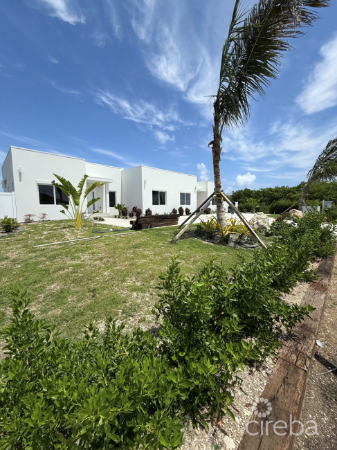 BODDEN TOWN DUPLEX - LOOKOUT GARDENS