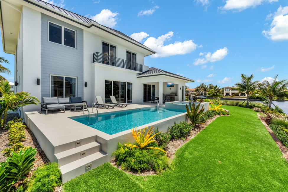 MARQUIS QUAY RESIDENCE, CRYSTAL HARBOUR